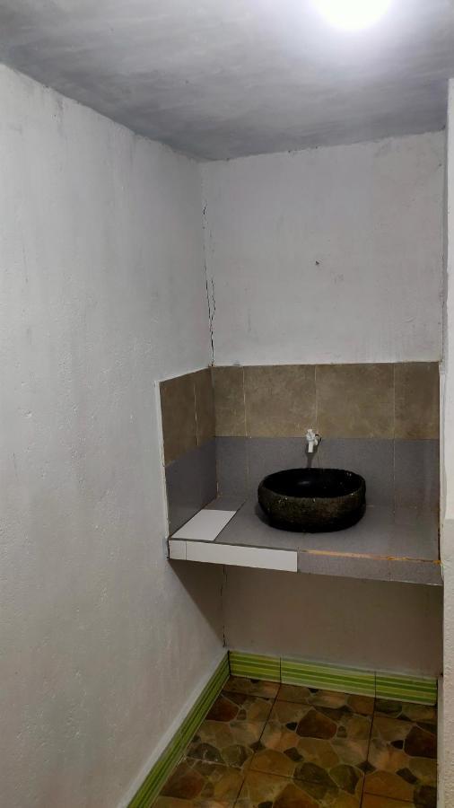 גילי מנו Meno Lodge מראה חיצוני תמונה
